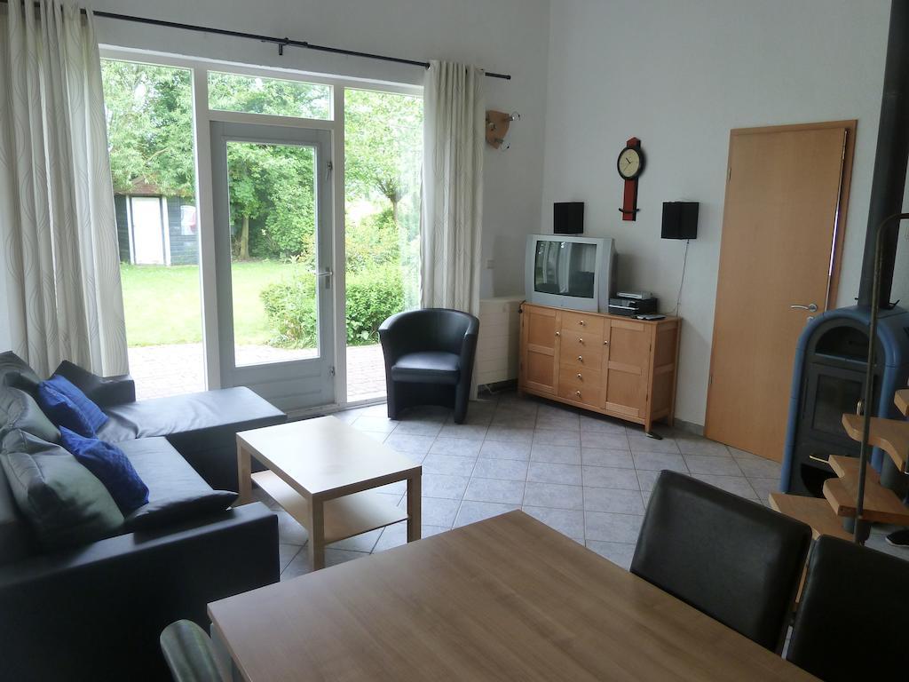 Ferienhaus Lisakowski Warmenhuizen Værelse billede